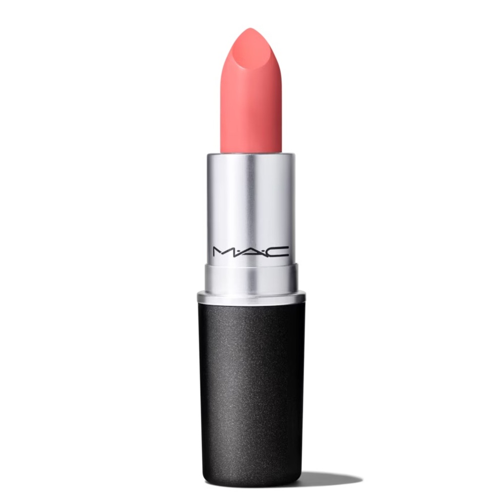BNIB MAC Cosmetics Retro Matte Lipstick — Runway Hit